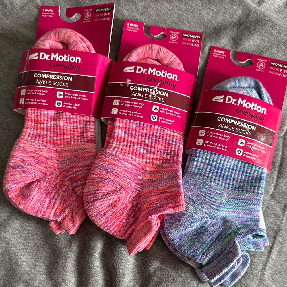 Dr.Motion - Women's Compression Ankle Socks - Pink and Purple